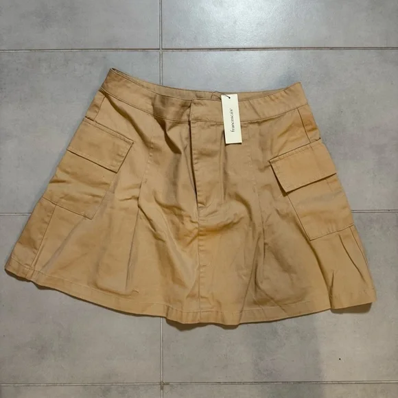 Francesca’s Khaki Cargo Mini Skirt with Pockets Blue Rain - Picture 5 of 7